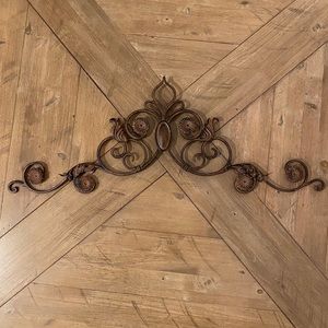 Decorative Metal Scroll Wall Art